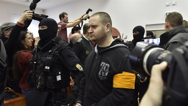 Obvinn Miroslav Marek pichz do jednac sn na hlavn len se tveic obvinnch v ppadu vrady novine Jna Kuciaka a jeho partnerky.