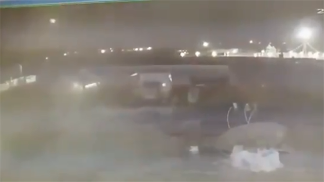 Zábr druhé stely na ukrajinské letadlo v íránském Teherán