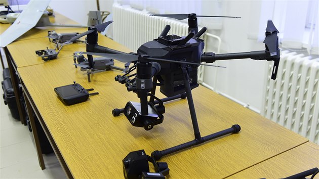 Armáda vyčlenila na nákup bojových dronů 1,5 miliardy korun | Byznys |  Lidovky.cz