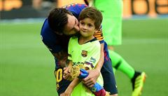 VIDEO: Ve stopách svého otce. Sedmiletý Thiago Messi zaujal zakončením za přípravku Barcelony