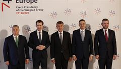 Zleva Viktor Orbán, Sebastian Kurz, Andrej Babi, Mateusz Morawiecki a Peter...