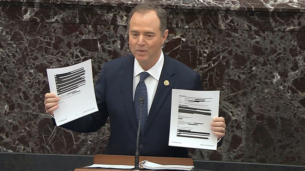 éf výboru pro kontrolu zpravodajských slueb Adam Schiff pi projevu v...