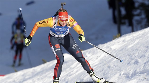 Denise Herrmannová si jede pro vít�zství ve vytrvalostním závodu.