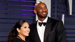 Únor 2019 a Kobe Bryant s man�elkou Vanessou v o�ekávání narození �tvrté dcery.