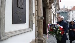 Ji�í R��i�ka p�i�el uctít památku zesnulého p�edsedy horní komory Jaroslava...