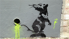 Krysa - jeden z klasických motiv� anonymního streetartového um�lce Banksyho.