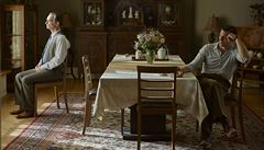 Snímek �arlatán (2020). Re�ie: Agnieszka Hollandová.