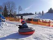 Poslední zónou je Adrenalin park, který zahrnuje dv o trochu rychlejí pomy a...