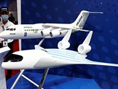 Modely Maveric (vpedu) a E-Fan X od spolenosti Airbus.