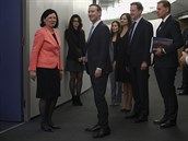Zuckerberg dorazil na setkání s Jourovou, výkonnou místopedsedkyní komise...