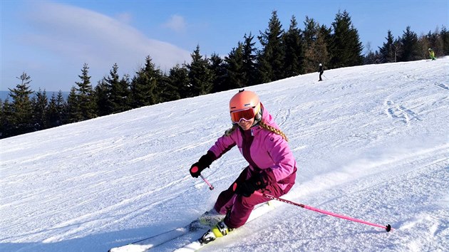 Krkonoská tradice. Snhové podmínky lákají lidi do Harrachova