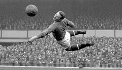 Harry Gregg byl u havárie letadla fotbalist Manchesteru United v Mnichov v...