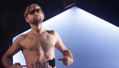 Inscenace Komplic (2020). Reie: David iktanc.