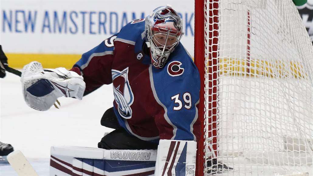 Český gólman Pavel Francouz si připsal první nulu ve 27. utkání v NHL.