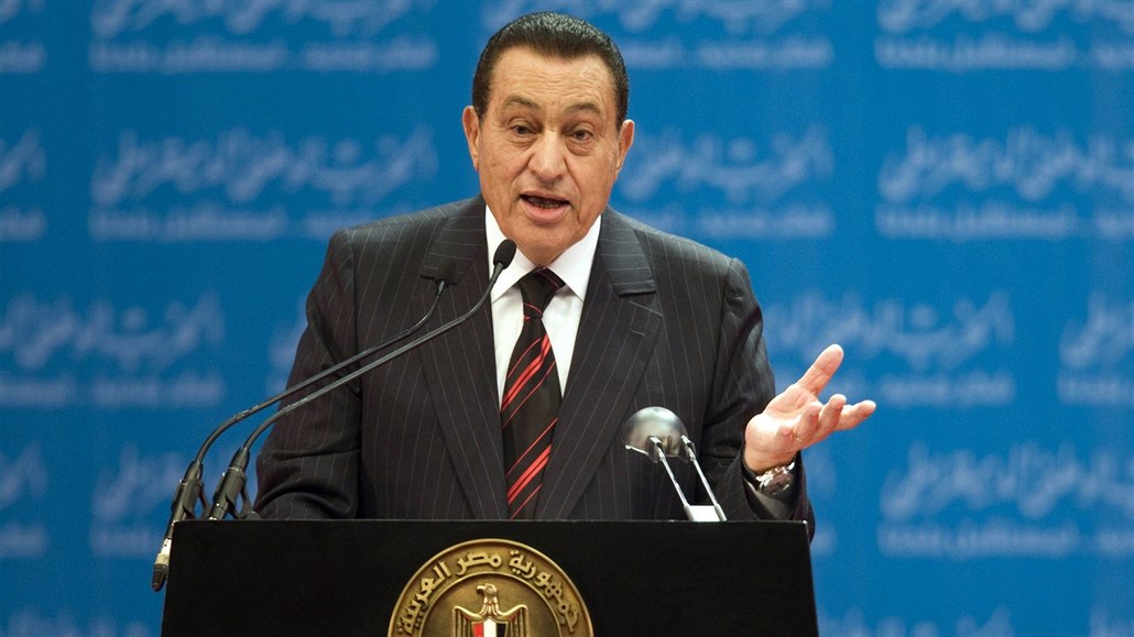 Husní Mubarak na snímku z roku 2008