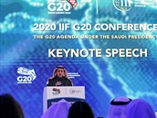 Guvernér centrální banky Saúdské Arábie Ahmed al-Kholifey hovoí na konferenci...
