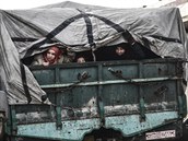 Civilisté v syrském Idlibu.