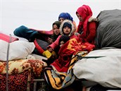 Civilisté v syrském Idlibu.