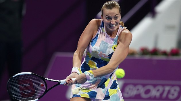 eská tenistka Petra Kvitová prohrála ve finále turnaje Dauhá s Arynou...
