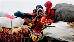 U tureckých hranic umrzají děti. Nejmladší z nich zemřelo ve věku pěti měsíců