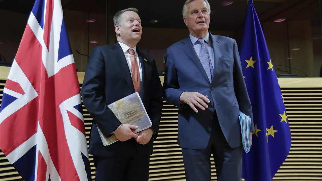 Týmy Michela Barniera a Davida Frosta vedly rozhovory o budoucích vztazích...