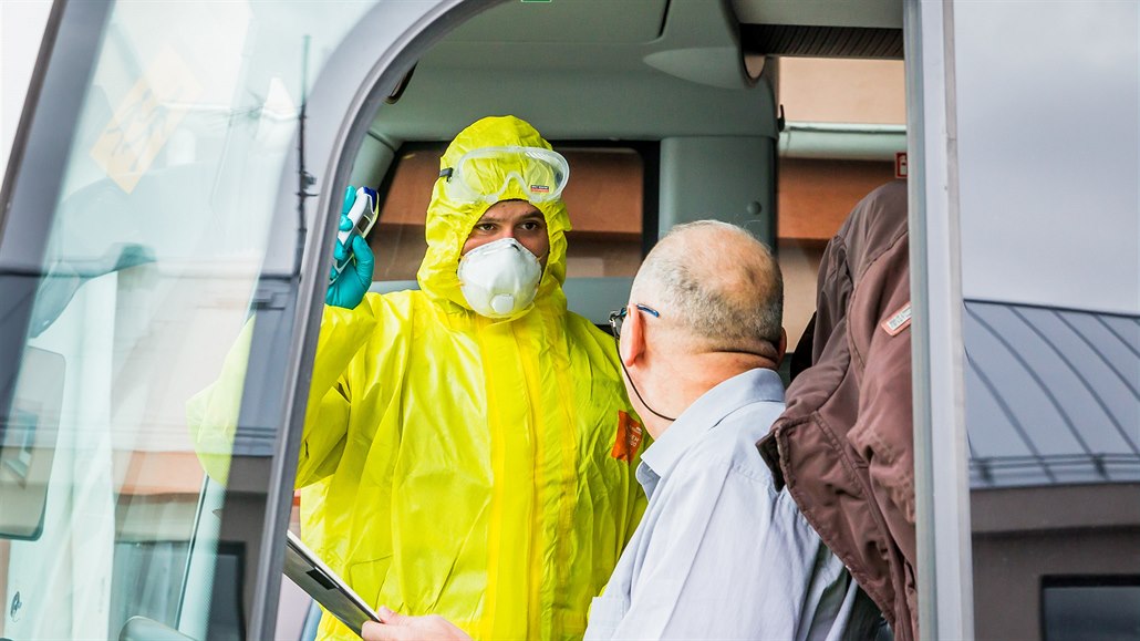 Celní správa, hasii a policisté zaali od pondlka 9.3. kontroloval na státní...