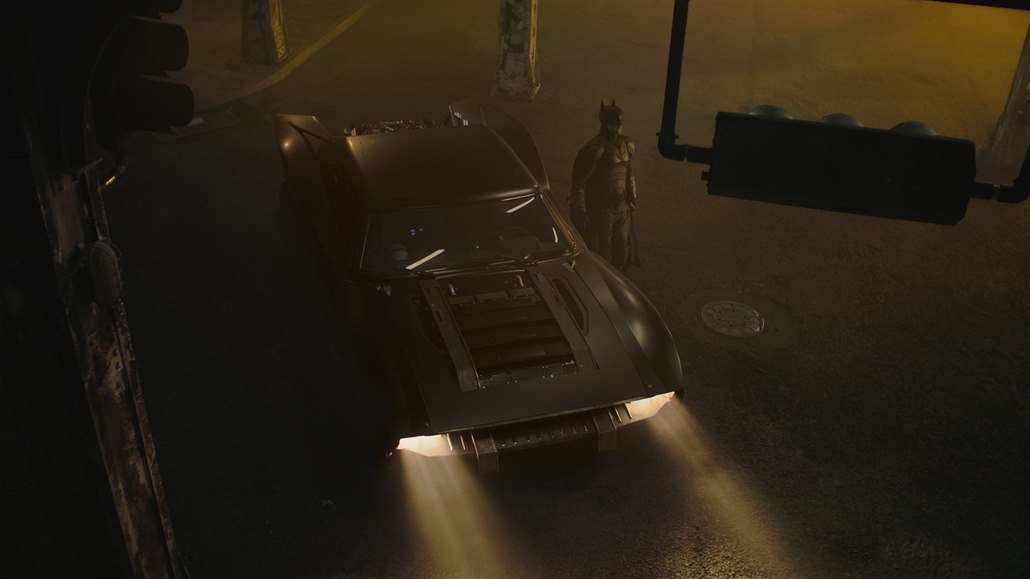 Nový Batmobil. Snímek Batman (2021). Reie: Matt Reeves.