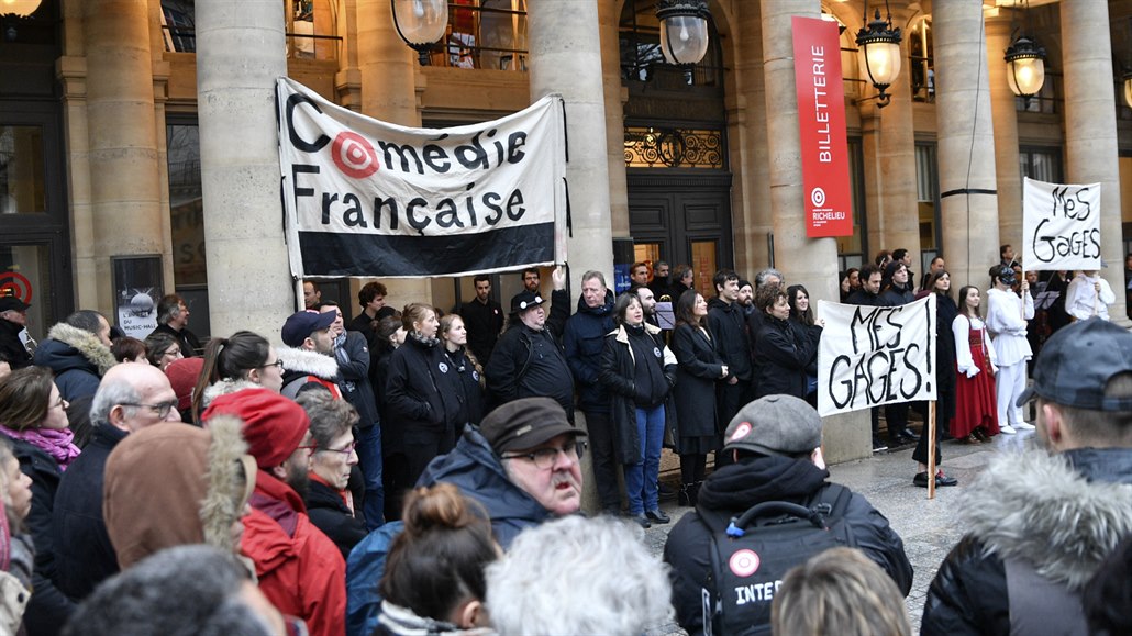 Protest proti francouzské dchodové reform.