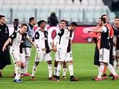 Juventus zdolal ve lágru italské fotbalové ligy 2:0 Inter Milán a vrátil se na...