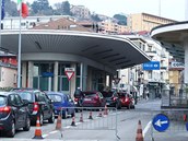 Hranice mezi výcarskem a Itálií v pondlí 9. bezna.