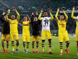 Fotbalist Dortmundu se dky vhe v 25. kole nmeck ligy 2:1 nad...
