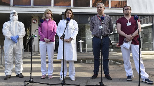 Mimoádný briefing k péi o pípadné pacienty s podezením na koronavirus se...