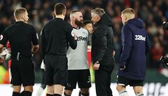 Wayne Rooney a manaer Manchesteru United Ole Gunnar Solskjaer po zápase.