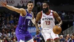 James Harden z Houstonu si v NBA p�ipsal triple double