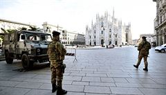Italská vláda zavádí kvůli koronaviru karanténu pro celou zemi. Lidé v noci vzali obchody útokem