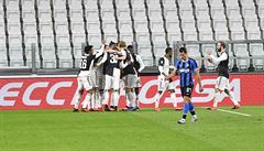Juventus zdolal ve lágru italské fotbalové ligy 2:0 Inter Milán a vrátil se na...
