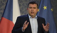 Ministr vnitra Jan Hamáček (ČSSD) hovoří na tiskové konferenci po schůzi vlády... | na serveru Lidovky.cz | aktuální zprávy
