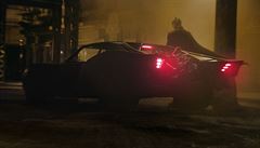 Nový Batmobil. Snímek Batman (2021). Reie: Matt Reeves.