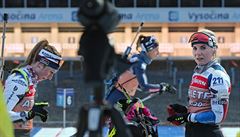 Biatlonistky p�i tréninku v Novém M�st� na Morav�.