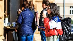 Obchody a kavárny se snaí najít cestu, jak nemuset úpln zavít.