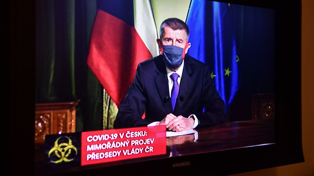 Premiér Andrej Babi vystoupil 23. bezna 2020 v hlavních televizních stanicích...