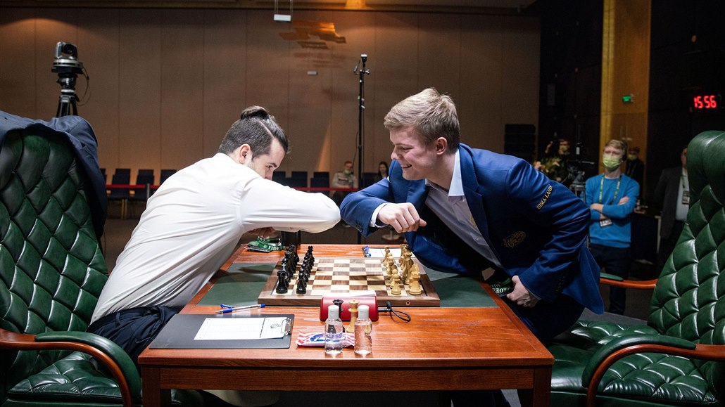 V Jekatěrinburgu probíhá šachový turnaj, jeden z posledních, který koronavir...