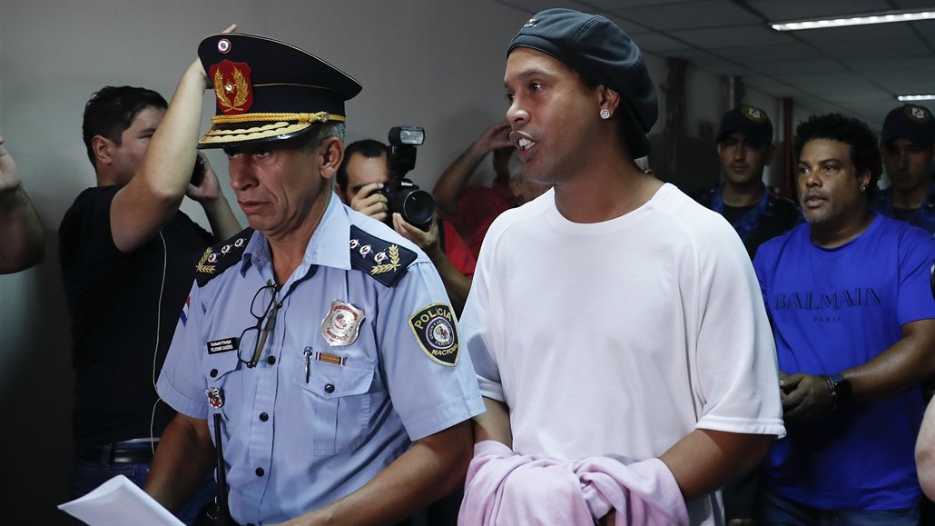 Zatčený Ronaldinho