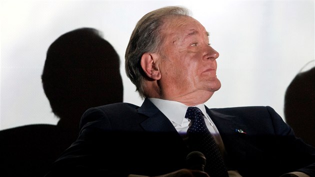 Francouzsk� kresl�� Albert Uderzo.