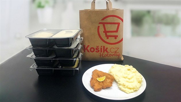 E-shopy se přizpůsobují krizi. Alza dočasně prodává potraviny, Košík  rozváží hotová jídla za náklady | Byznys | Lidovky.cz
