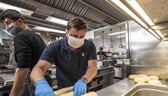 Va�íme dohromady cca 800 porcí jídla. Peníze vybíráme pouze na suroviny,...