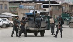 V Kábulu ozbrojenci zaútočili na chrám sikhů. Zemřelo 25 lidí, včetně dítěte. K útoku se přihlásil Islámský stát
