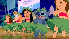Snímek Lilo & Stitch (2002). Re�ie: Dean DeBlois, Chris Sanders.