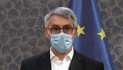 Vláda souhlasí s pobytem zdravotníků z NATO a EU. Aliance má poslat do Česka 60 plicních ventilátorů
