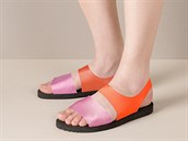I sandály mají nové barvy